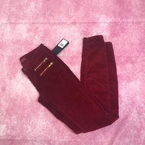 NWT Guess corduroy jeans in deep red size 23